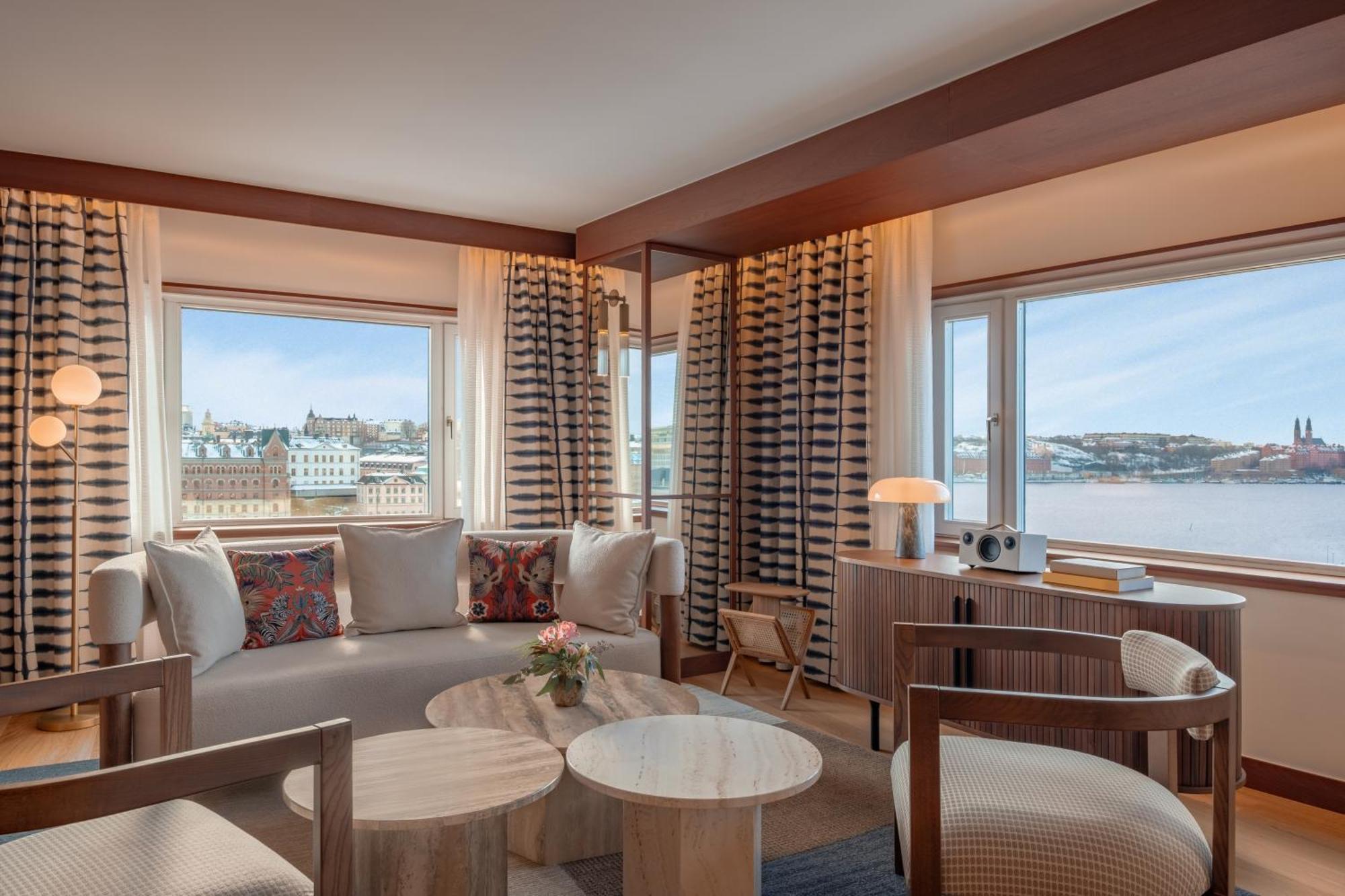 Suite Presidenziale con Letto King-Size e Vista Lago - Accesso Club Lounge